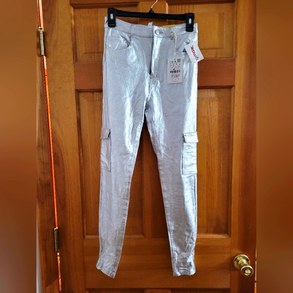 Bull&Bear Silver Metallic Cargo Jeans, Brand New W/tags